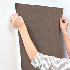 UD2559N-peel-and-stick-wallpaper-stick-application-step