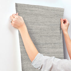 UW1034N-peel-and-stick-wallpaper-stick-application-step