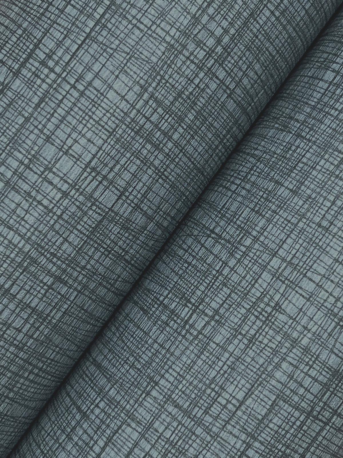 UW1064N-peel-and-stick-wallpaper-detail-closeup