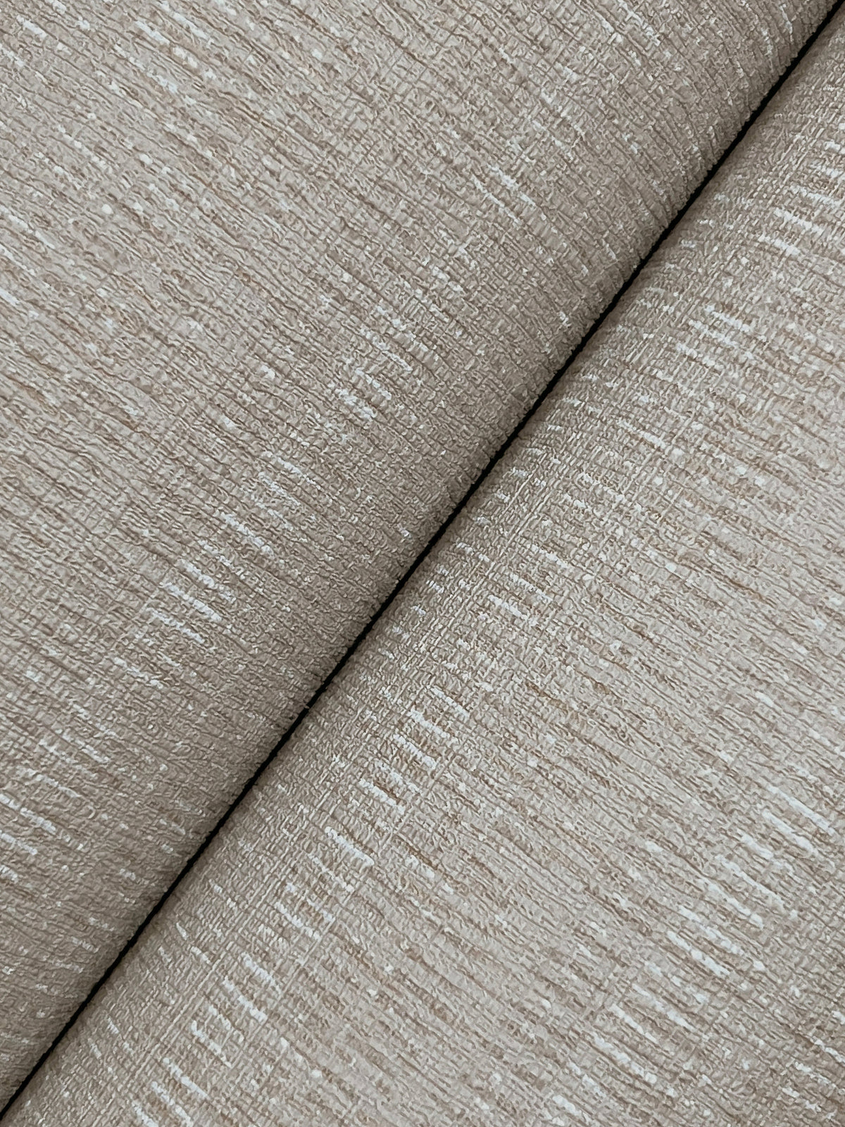 UW1095N-peel-and-stick-wallpaper-detail-closeup
