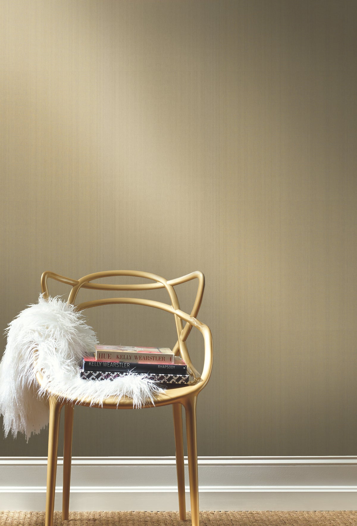 VG4425-peel-and-stick-wallpaper-room-scene-detail-closeup