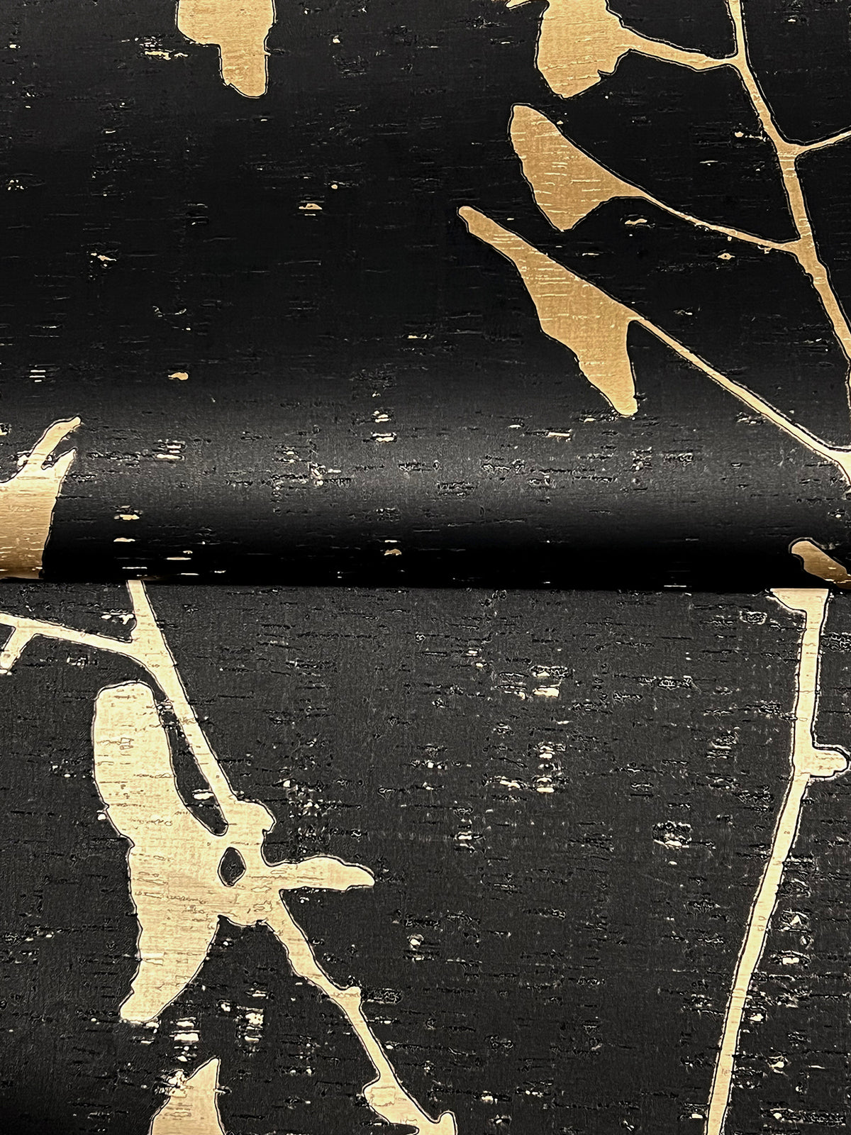 VR1512-peel-and-stick-wallpaper-detail-closeup
