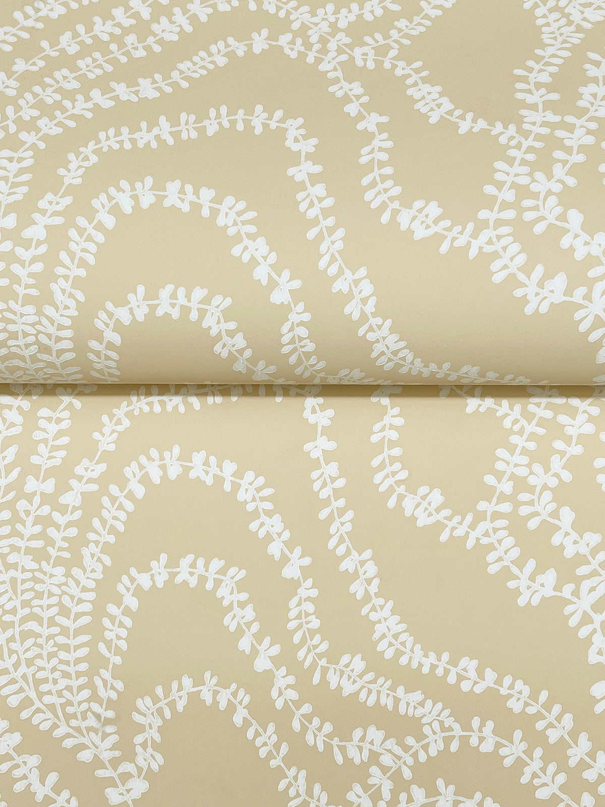 VR1515-peel-and-stick-wallpaper-detail-closeup