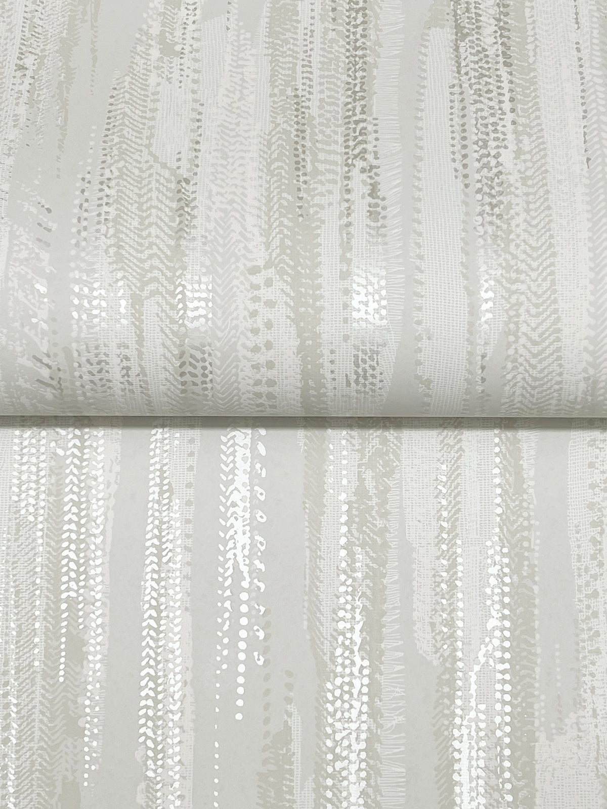 VR1525-peel-and-stick-wallpaper-detail-closeup