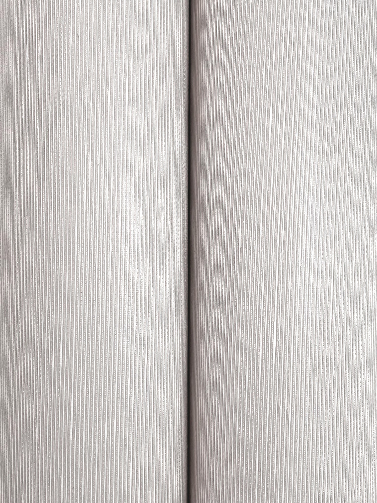 YGL7018-peel-and-stick-wallpaper-detail-closeup