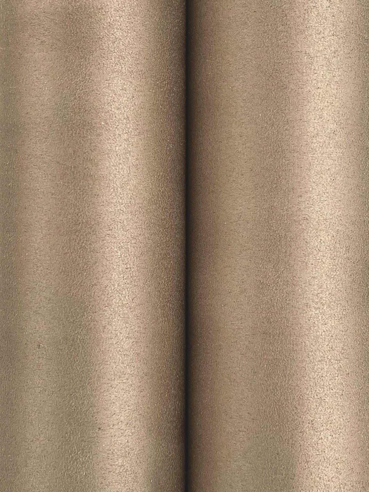 YGL7025-peel-and-stick-wallpaper-detail-closeup