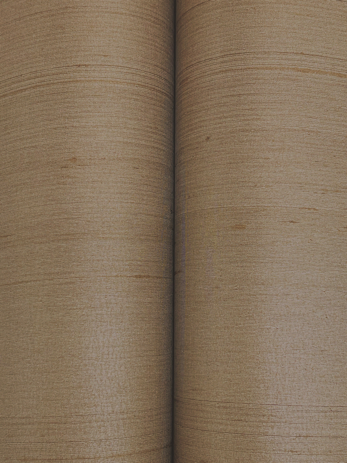 YGL7028-peel-and-stick-wallpaper-detail-closeup