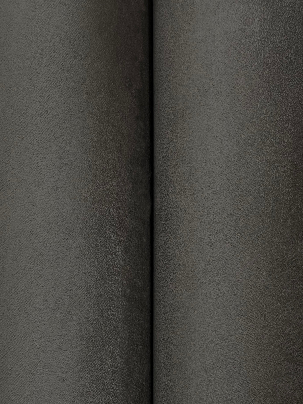 YGL7036-peel-and-stick-wallpaper-detail-closeup