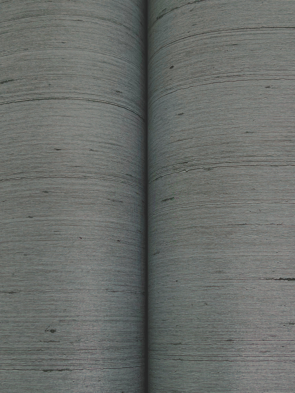 YGL7039-peel-and-stick-wallpaper-detail-closeup