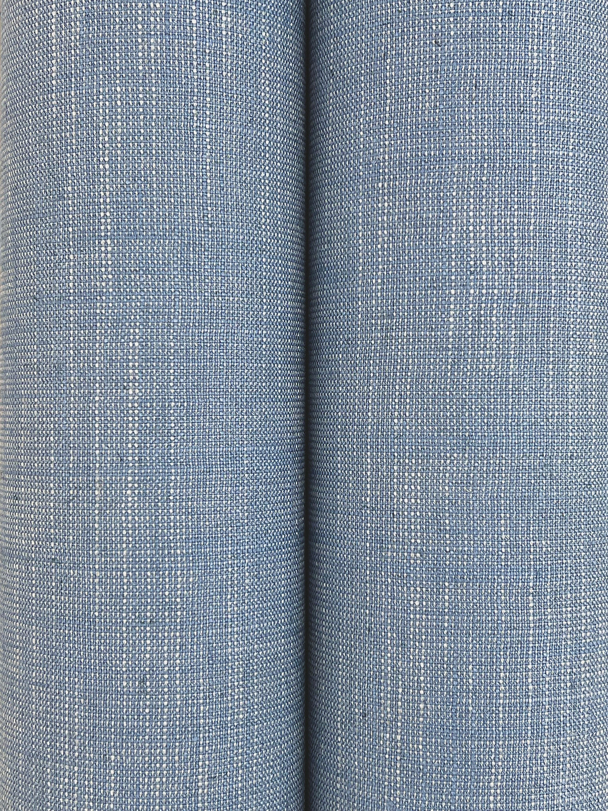 YGL7060-peel-and-stick-wallpaper-detail-closeup