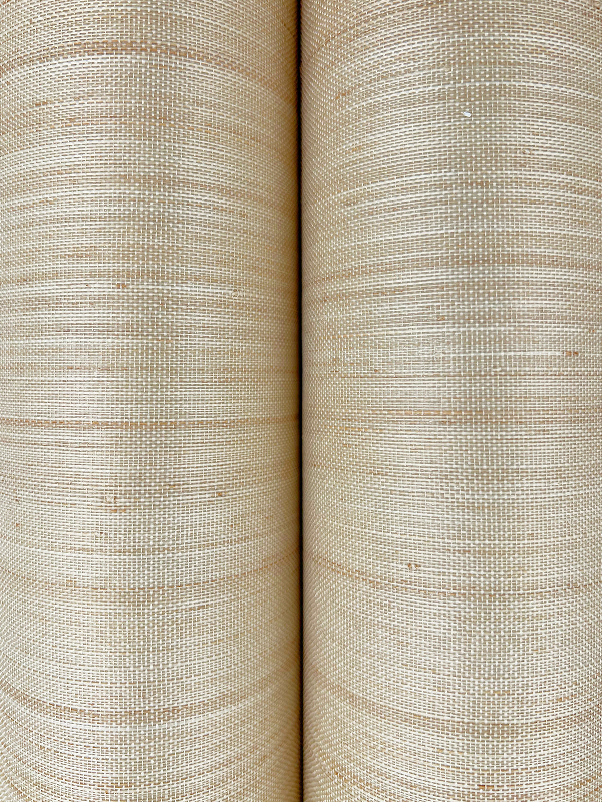 YGL7072-peel-and-stick-wallpaper-detail-closeup