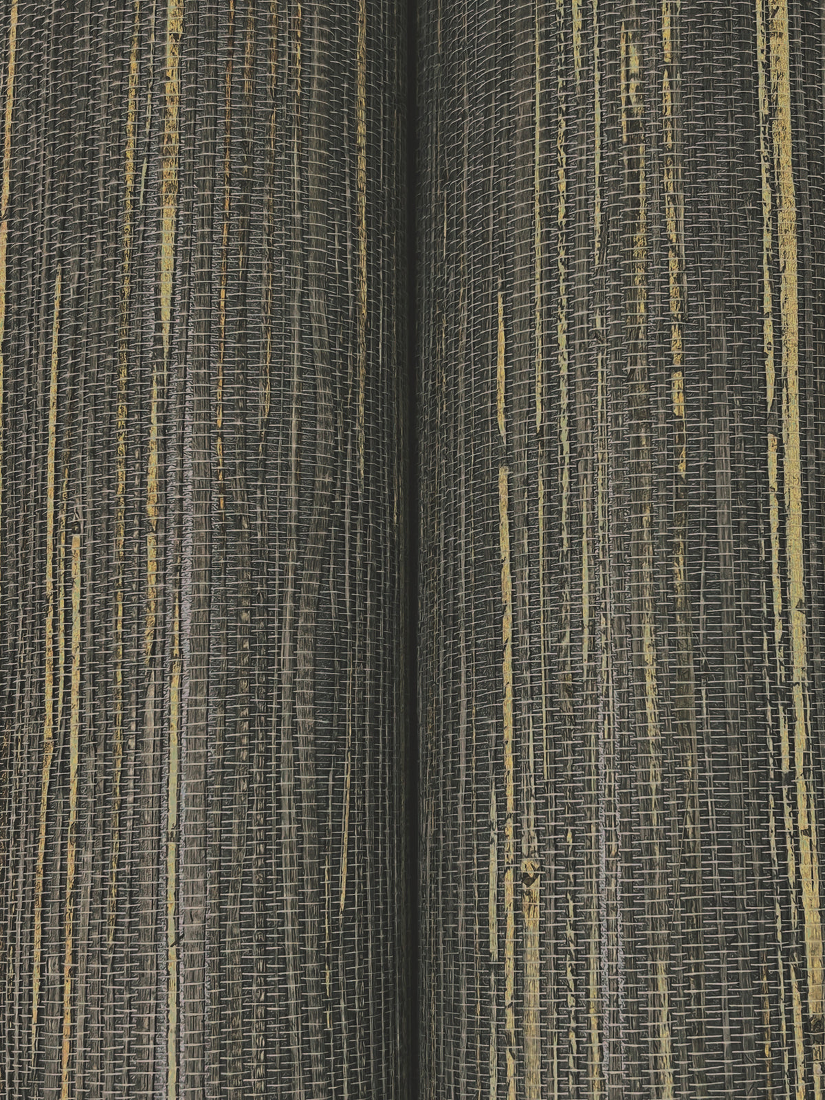 YGL7079-peel-and-stick-wallpaper-detail-closeup