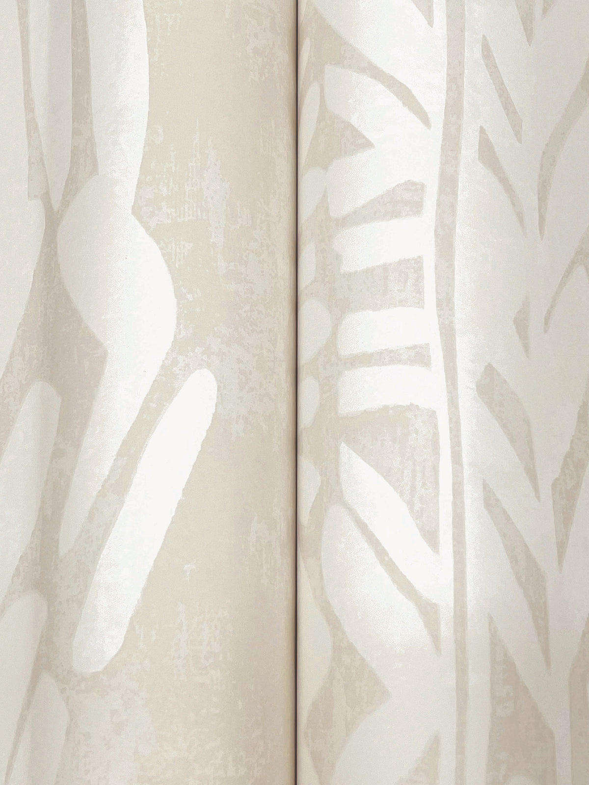 ZA8063-peel-and-stick-wallpaper-detail-closeup