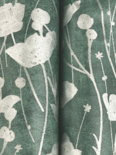ZA8068-peel-and-stick-wallpaper-detail-closeup