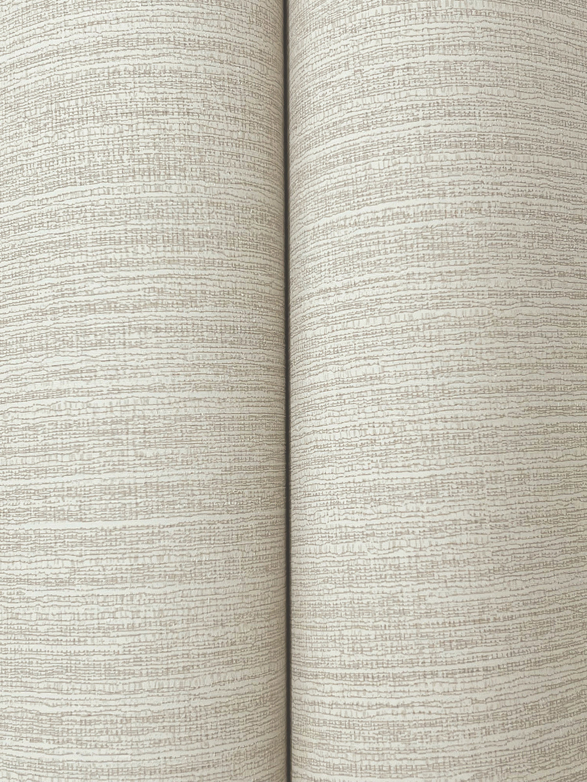 ZA8092N-peel-and-stick-wallpaper-detail-closeup