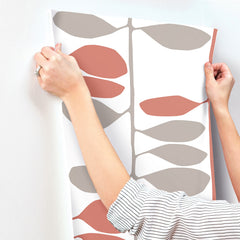 ZM2802-peel-and-stick-wallpaper-stick-application-step