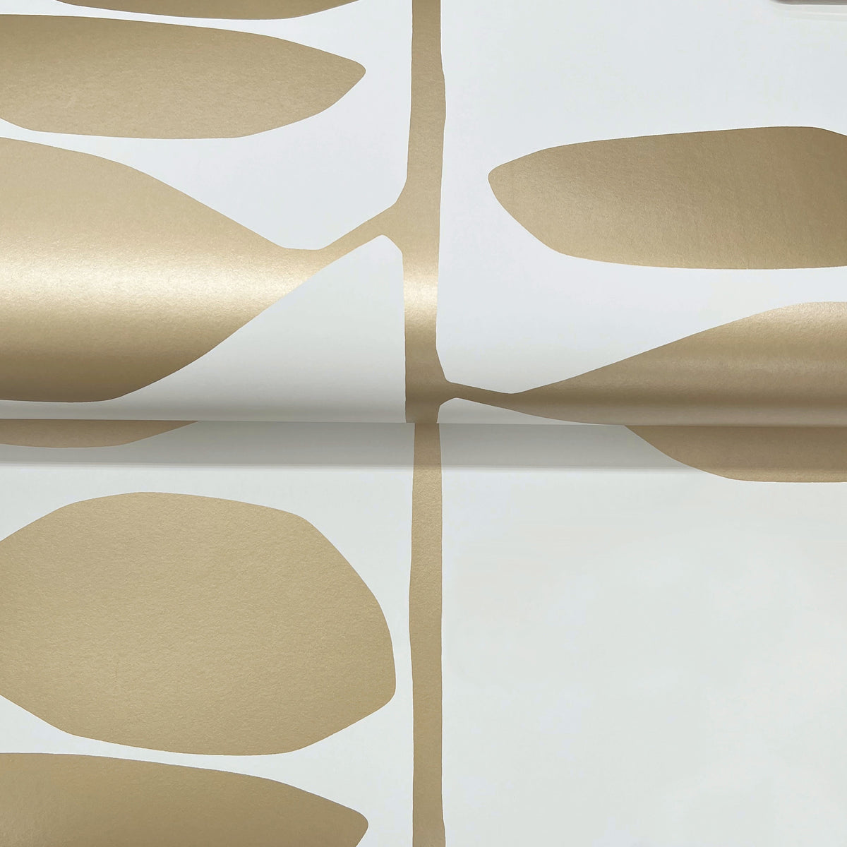 ZM2803-peel-and-stick-wallpaper-detail-closeup