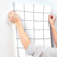 ZM2854-peel-and-stick-wallpaper-stick-application-step